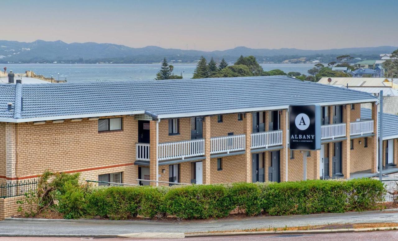 Albany Motel & Apartments Exteriör bild